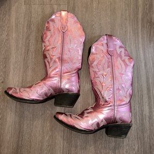 Laredo Women’s Dream Girl Pink Metallic Leather Boot Size 6